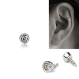 小さいダイヤモンド軟骨ピアス