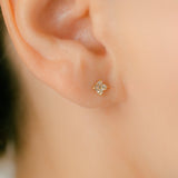 K18/Pt Diamond Flower