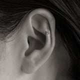 ピンクダイヤ軟骨ピアス