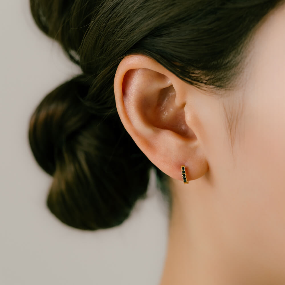 ユニセックス 片耳ピアス│K18 天然 ダイヤモンド ブラック