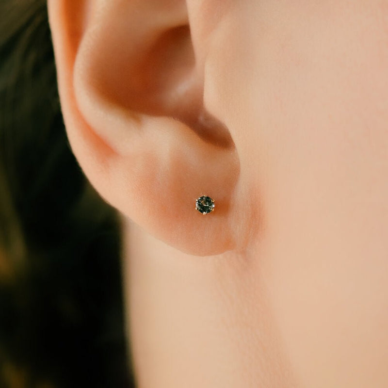 K18/Pt BekilyBlue Garnet