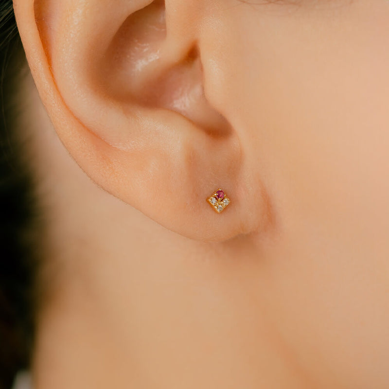 K18 Ruby Diamond